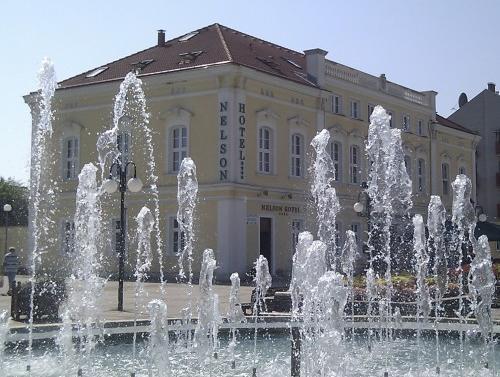 Nelson Hotel Гайдусобосло Екстер'єр фото